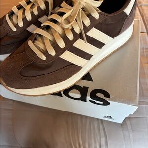 Adidas Run '70s 2.0 Sneaker - Women's